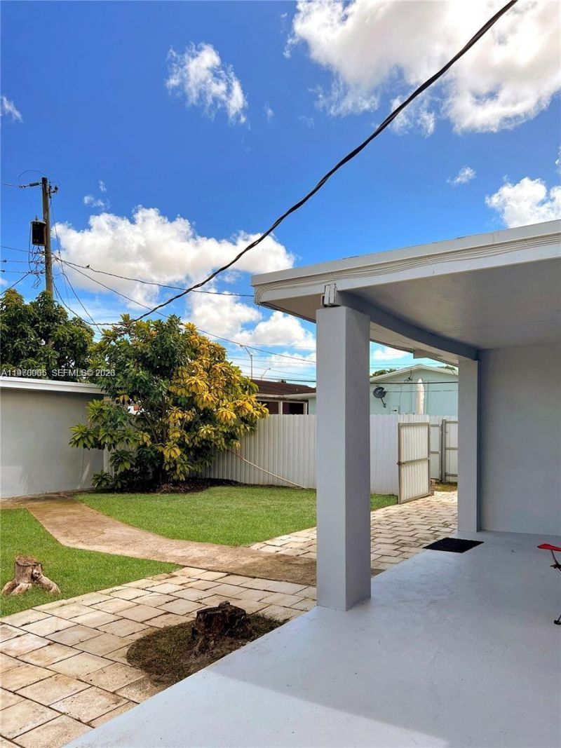 221 W 31st St , Hialeah, FL 33012 Photo