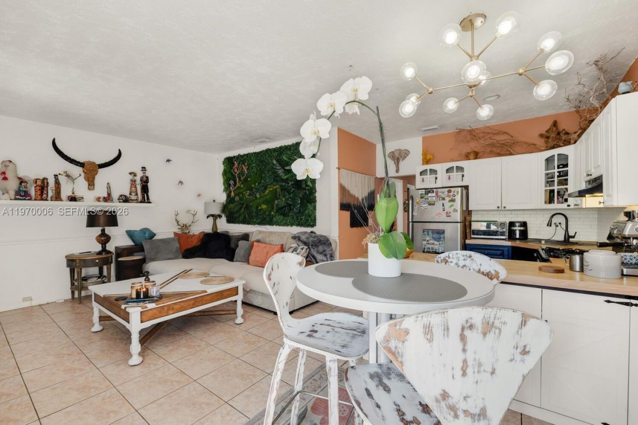 645 NE 62nd St, Miami, FL 33138 Photo