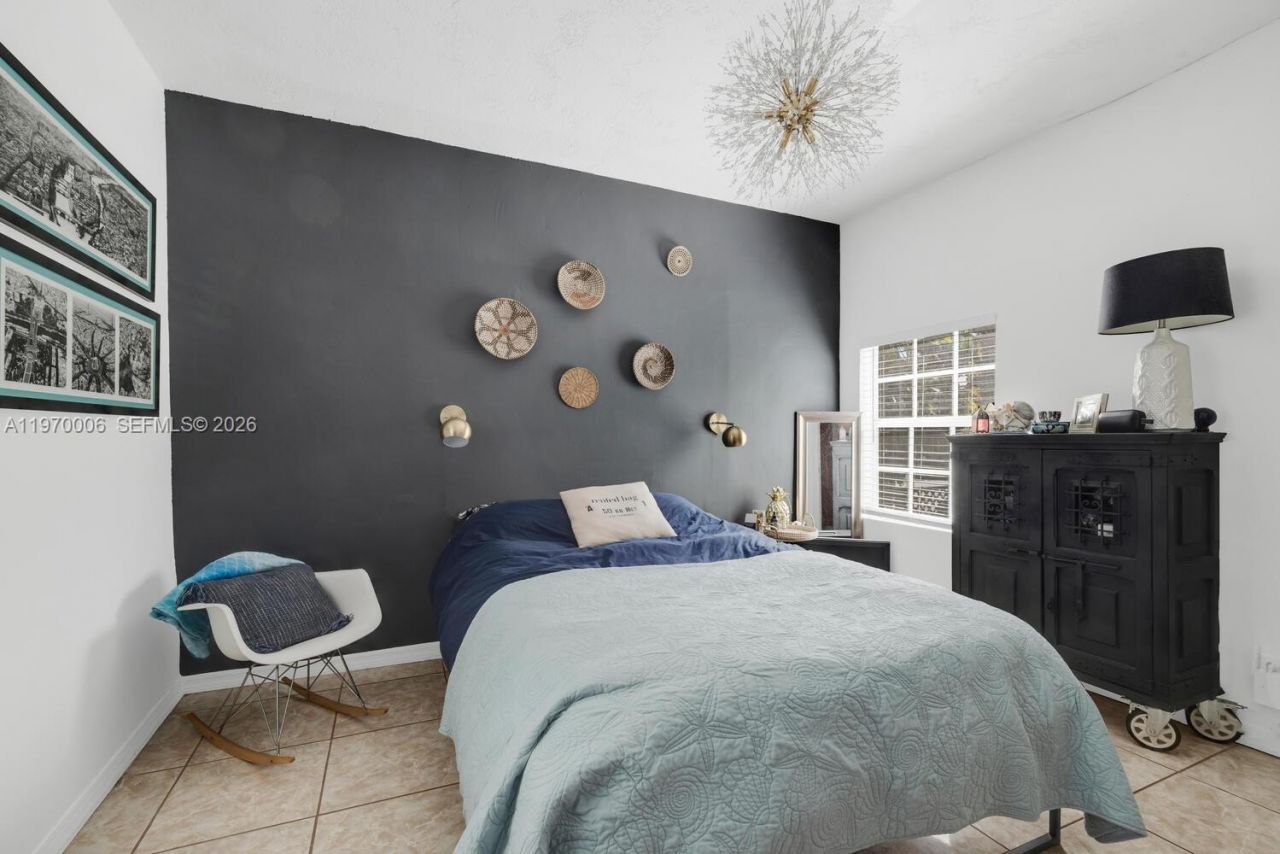 645 NE 62nd St, Miami, FL 33138 Photo