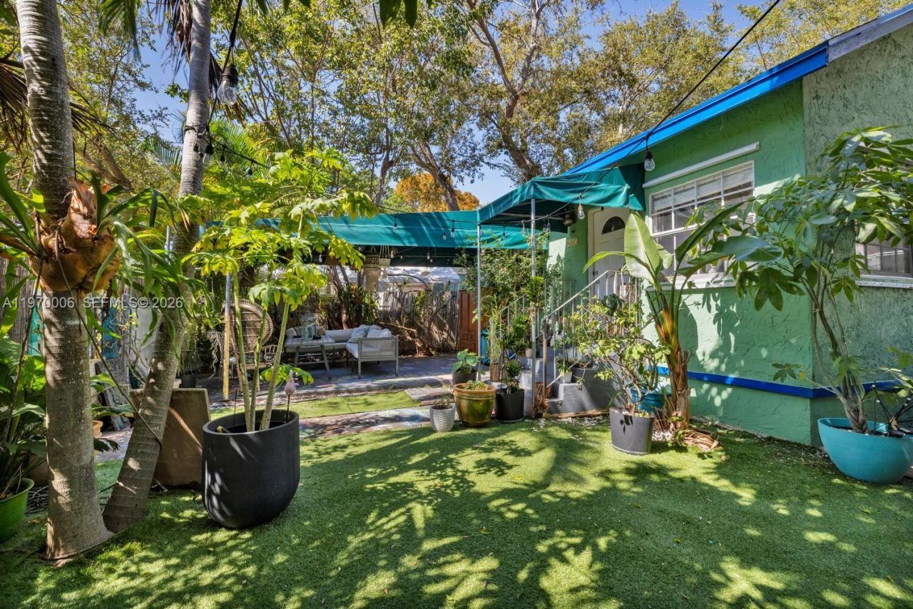 645 NE 62nd St, Miami, FL 33138 Photo