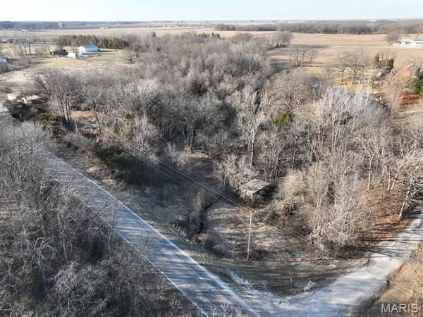 8104 Brighton Bunker Hill Road , Bunker Hill, IL 62014