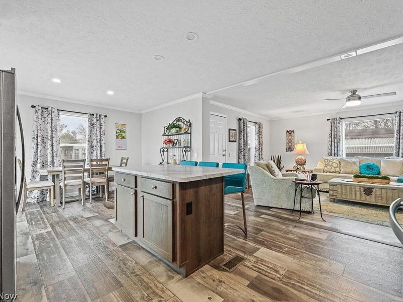 7 Michael Drive, Olmsted Township, OH 44138 Photo 3