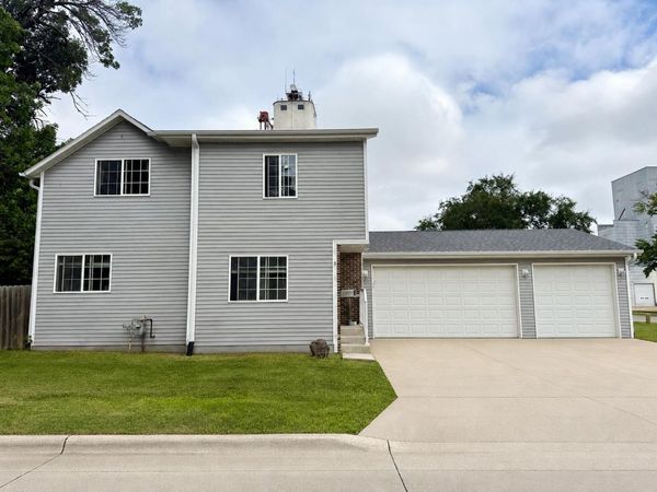 609 4Th Avenue W, Spencer, IA 51301