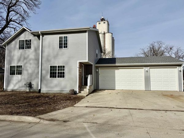 609 4Th Avenue W, Spencer, IA 51301