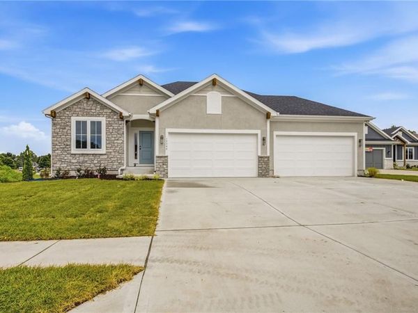 17744 S Brockway Street, Olathe, KS 66062