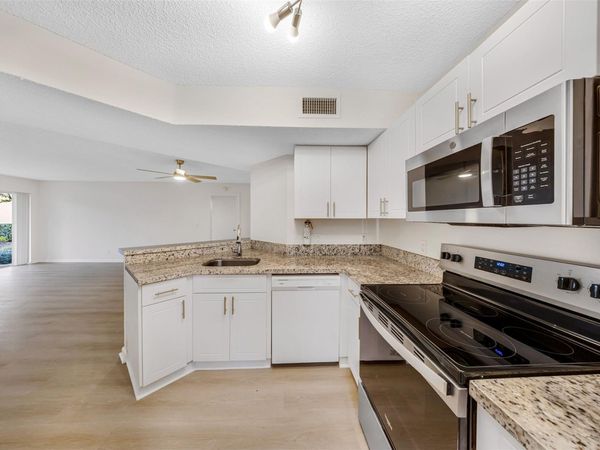 8977 Wiles Rd, Unit 102, Coral Springs, FL 33067