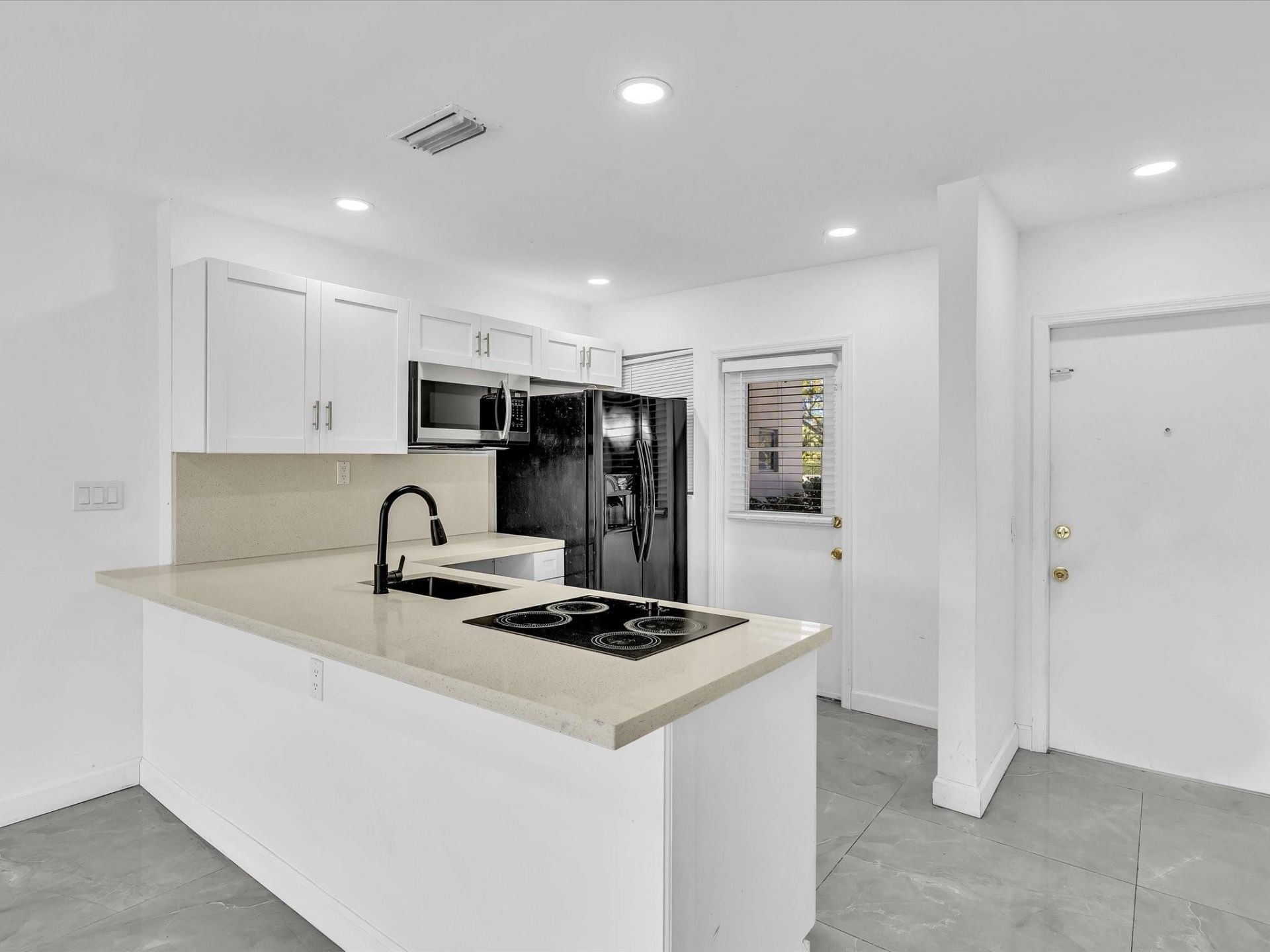 2451 SW 82nd Avenue, Unit 108, Davie, FL 33324 Photo