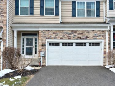 166 FAIRFIELD CIRCLE N, ROYERSFORD, PA 19468