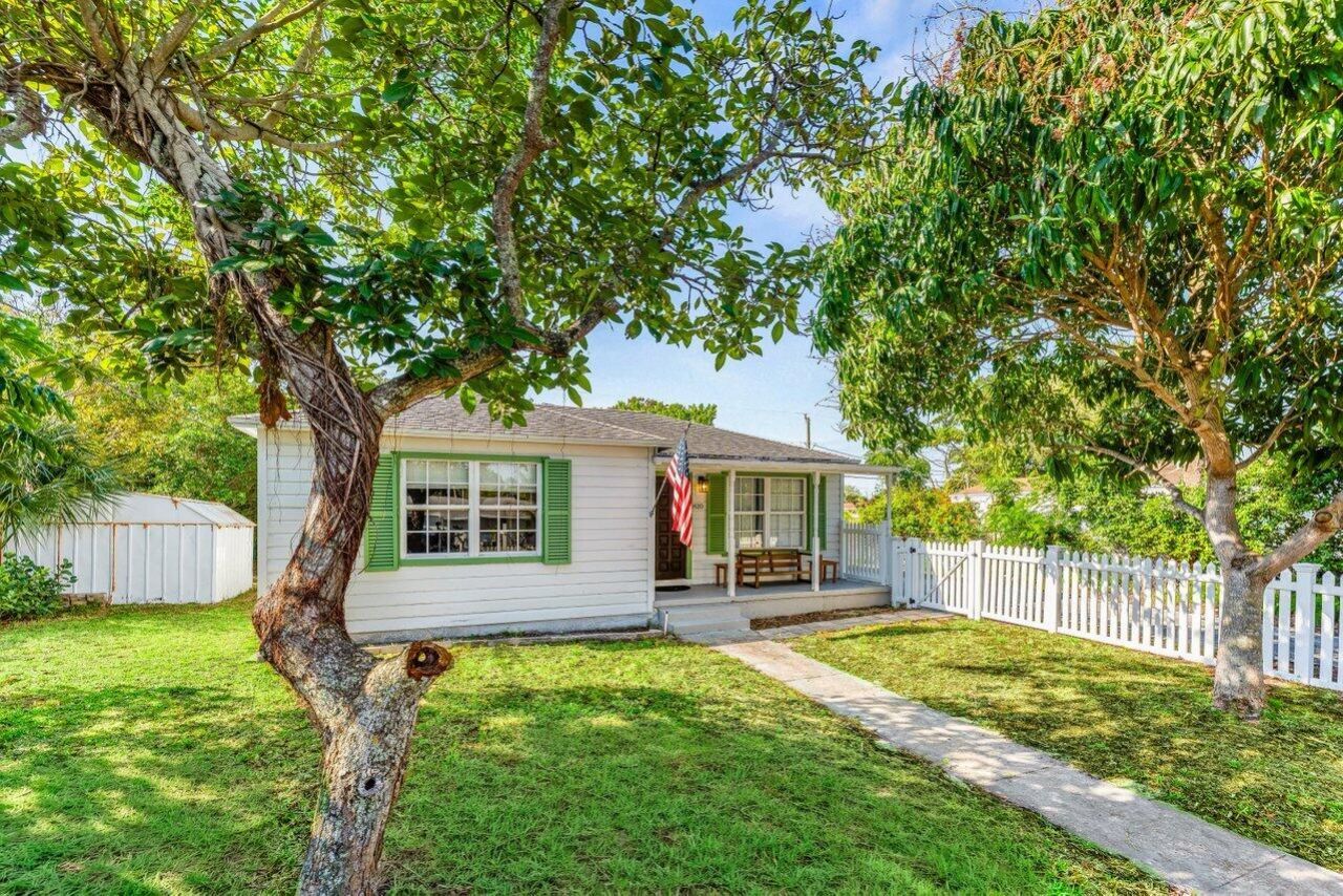 810 Franklin Road, West Palm Beach, FL 33405 Photo