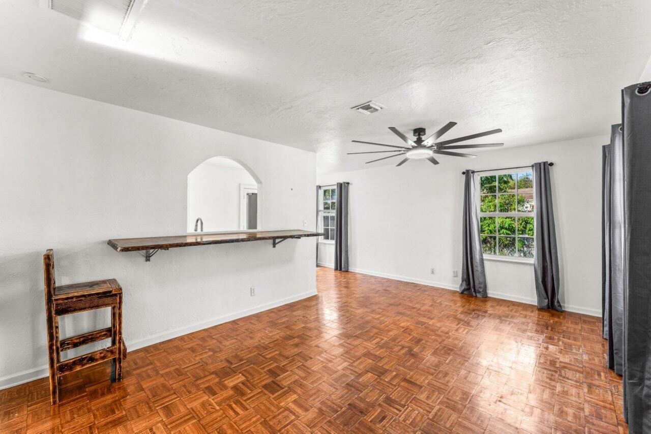 810 Franklin Road, West Palm Beach, FL 33405 Photo