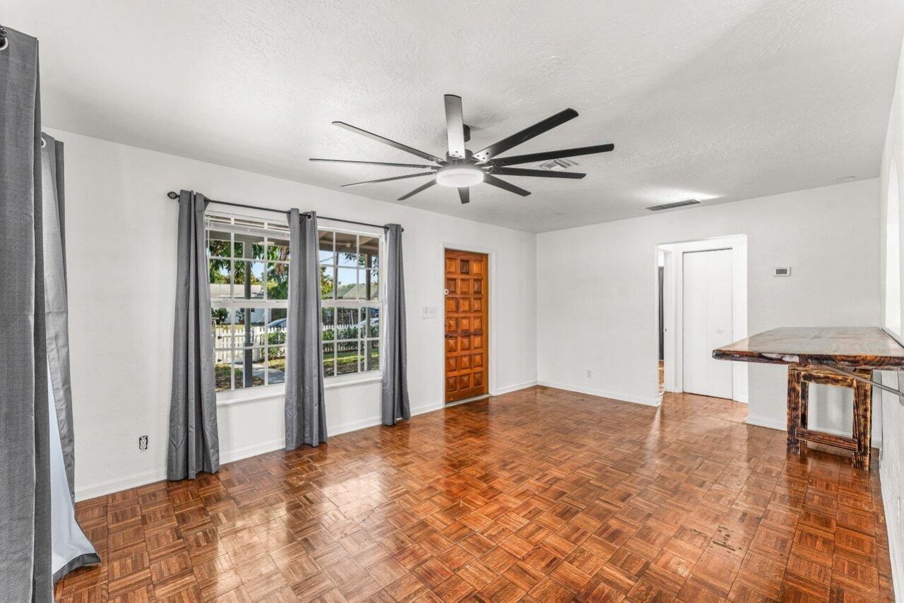 810 Franklin Road, West Palm Beach, FL 33405 Photo