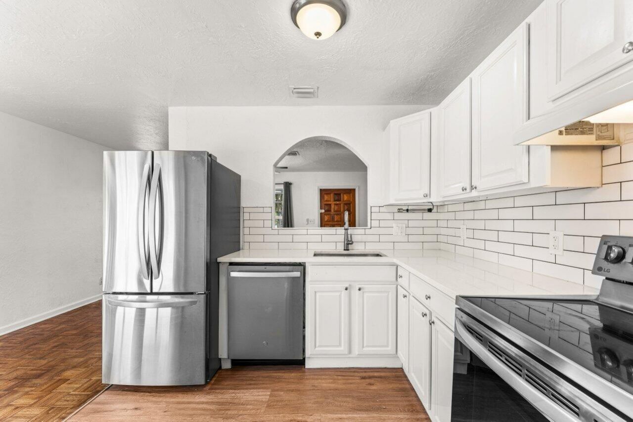 810 Franklin Road, West Palm Beach, FL 33405 Photo