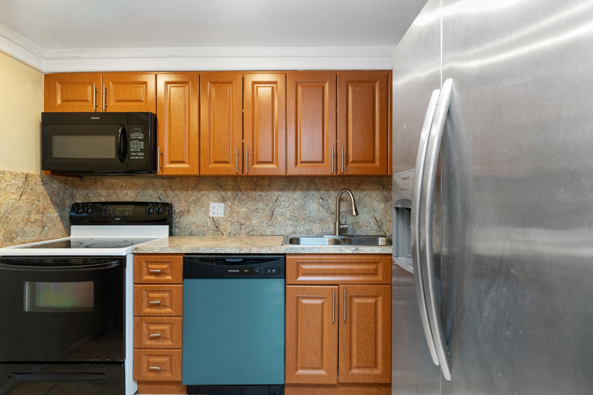 3710 Inverrary Drive, Unit 2G, Lauderhill, FL 33319 Photo