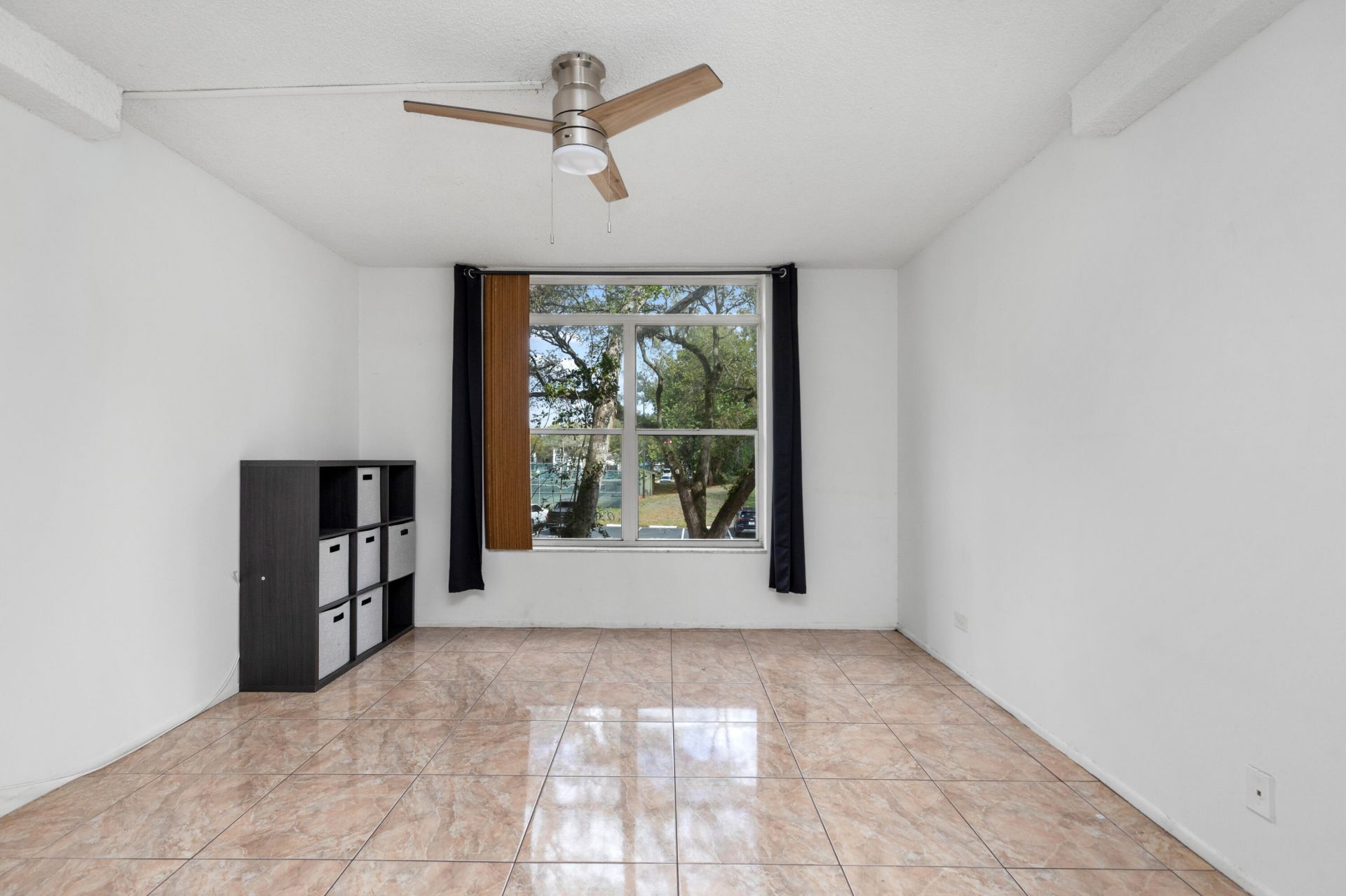 3710 Inverrary Drive, Unit 2G, Lauderhill, FL 33319 Photo