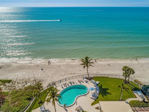 1717 Gulf Shore BLVD N, Unit 101, NAPLES, FL 34102