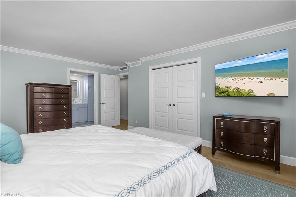 1717 Gulf Shore Blvd N, Unit 101, Naples, FL 34102 Photo