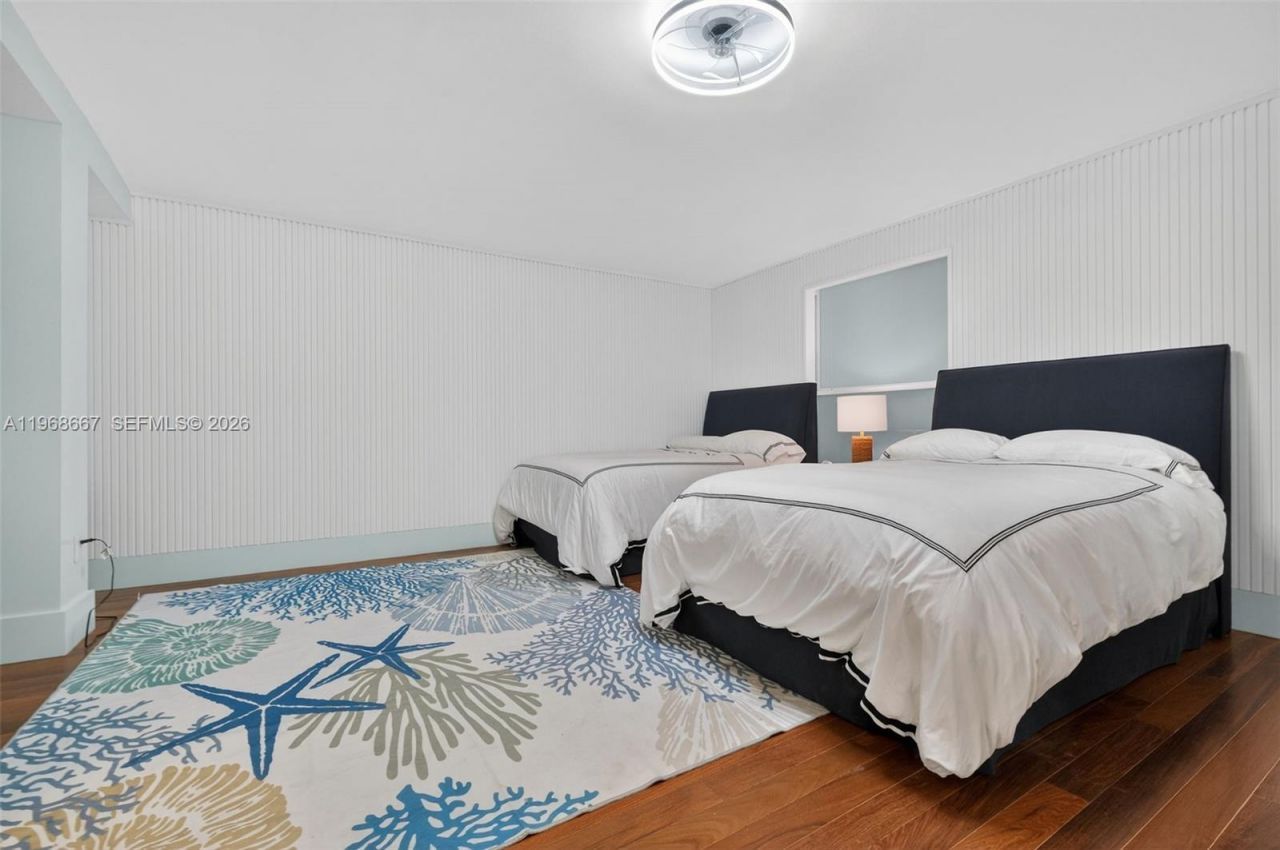 600 Grapetree Dr, Unit 11BN, Key Biscayne, FL 33149 Photo