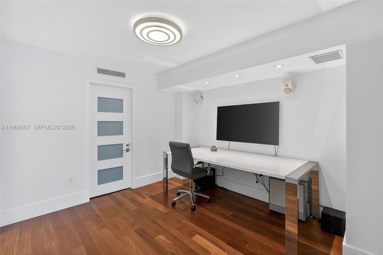 600 Grapetree Dr, Unit 11BN, Key Biscayne, FL 33149 Photo