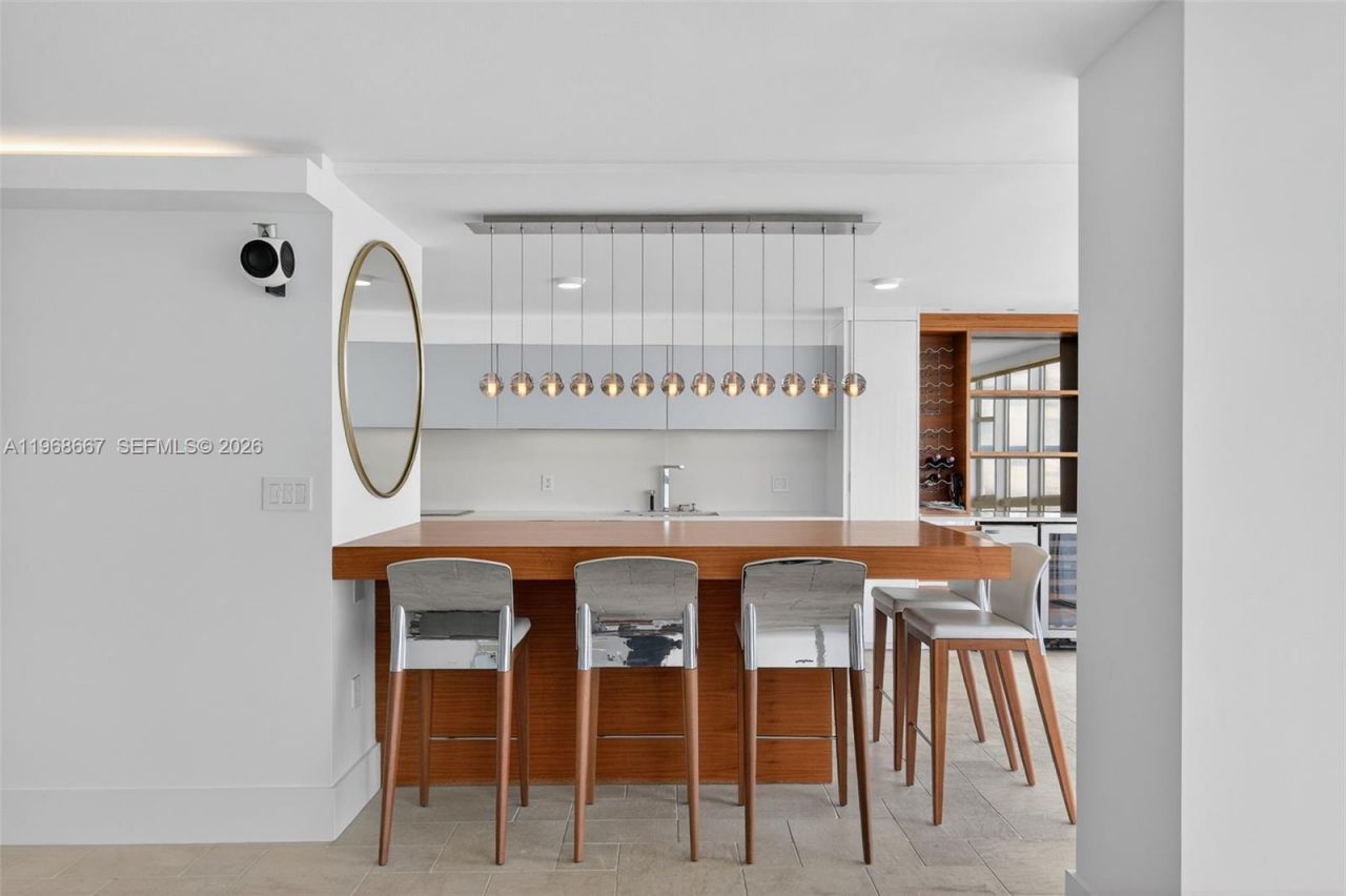 600 Grapetree Dr, Unit 11BN, Key Biscayne, FL 33149 Photo