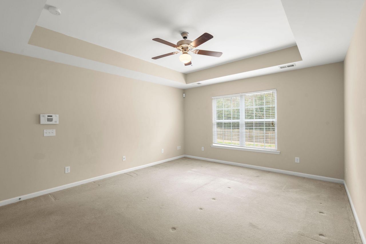 214 Mayfield Drive Photo 23