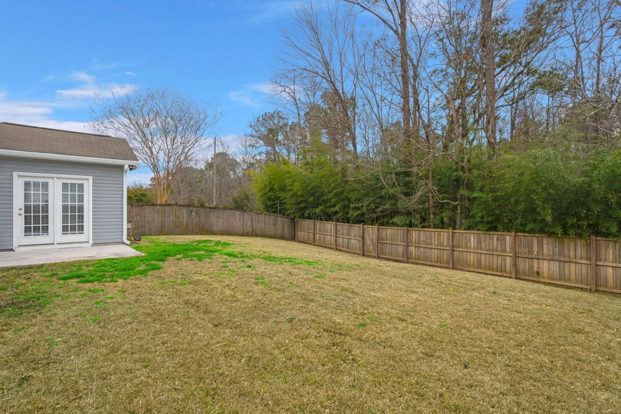 214 Mayfield Drive Photo 38