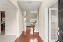 214 Mayfield Drive photo 4