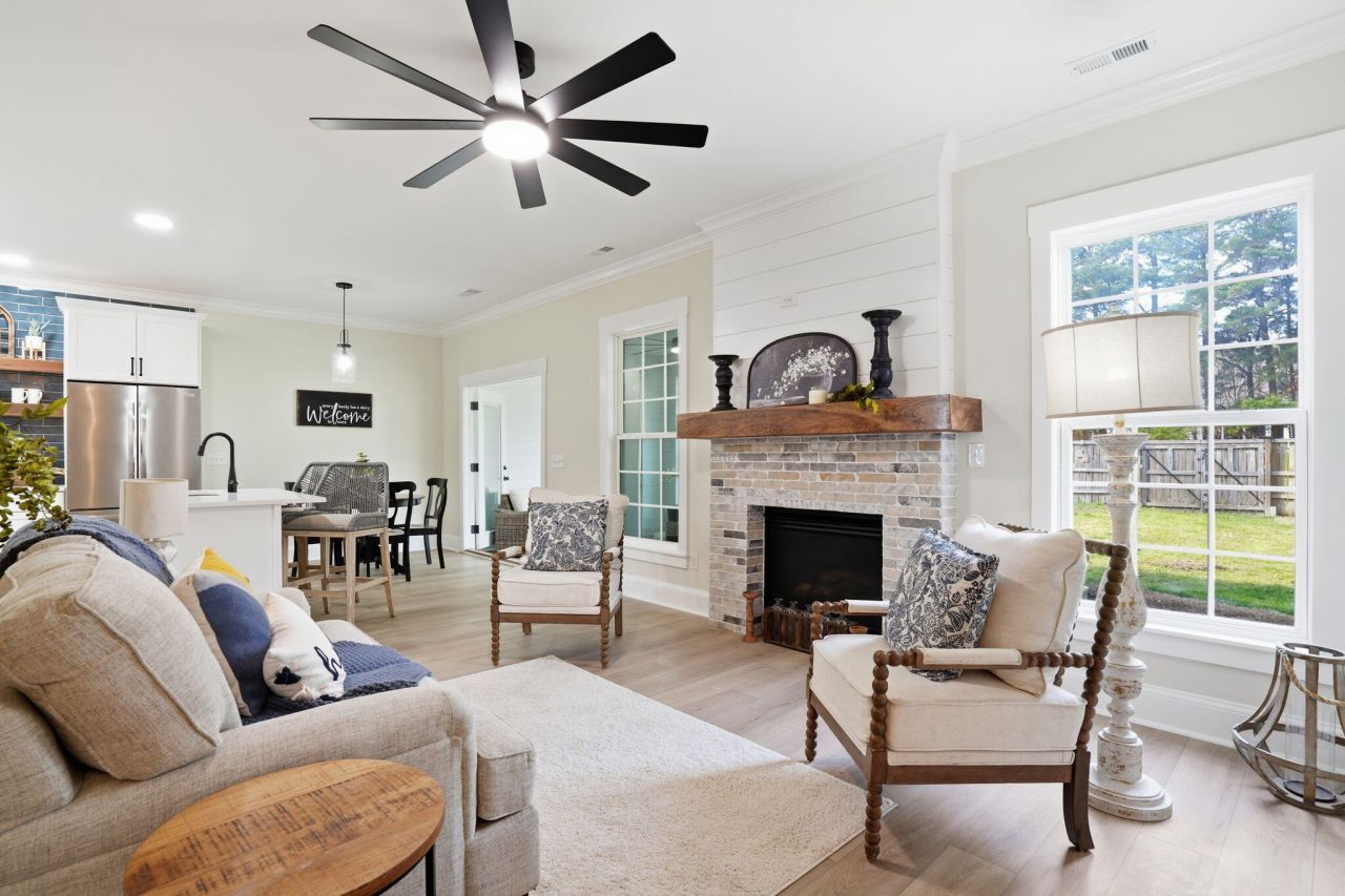 2017 Asher Loop Photo 11