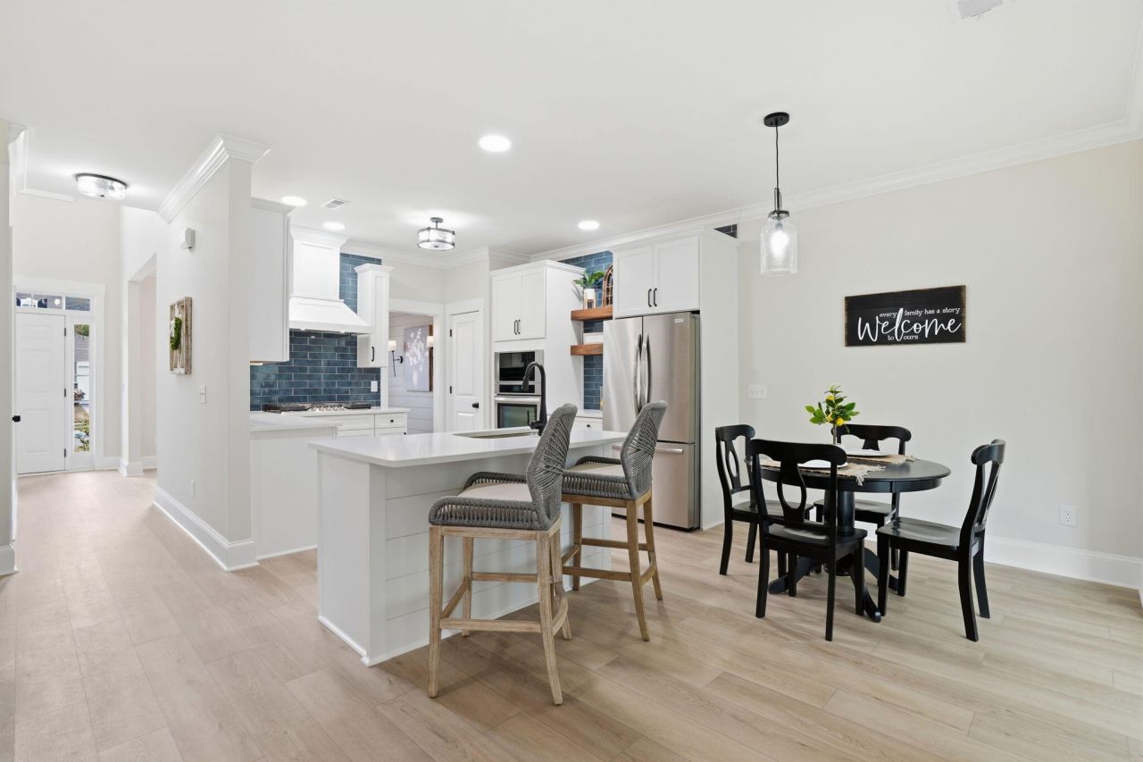 2017 Asher Loop Photo 11