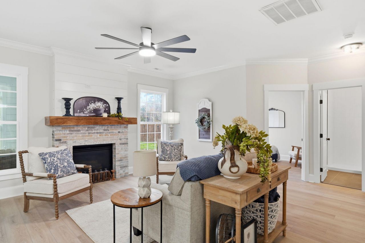 2017 Asher Loop Photo 13