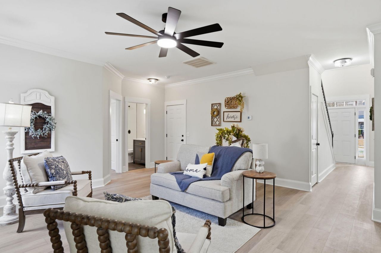 2017 Asher Loop Photo 14