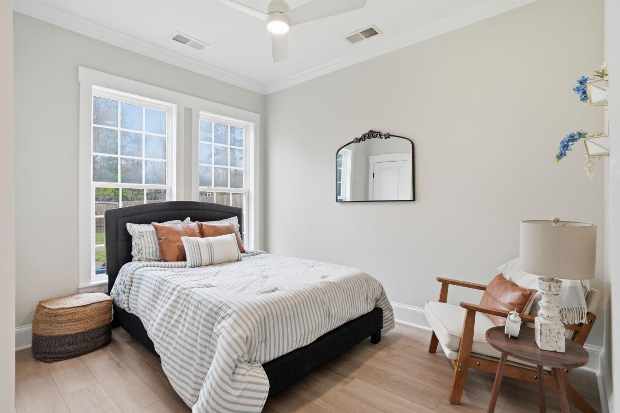 2017 Asher Loop Photo 23