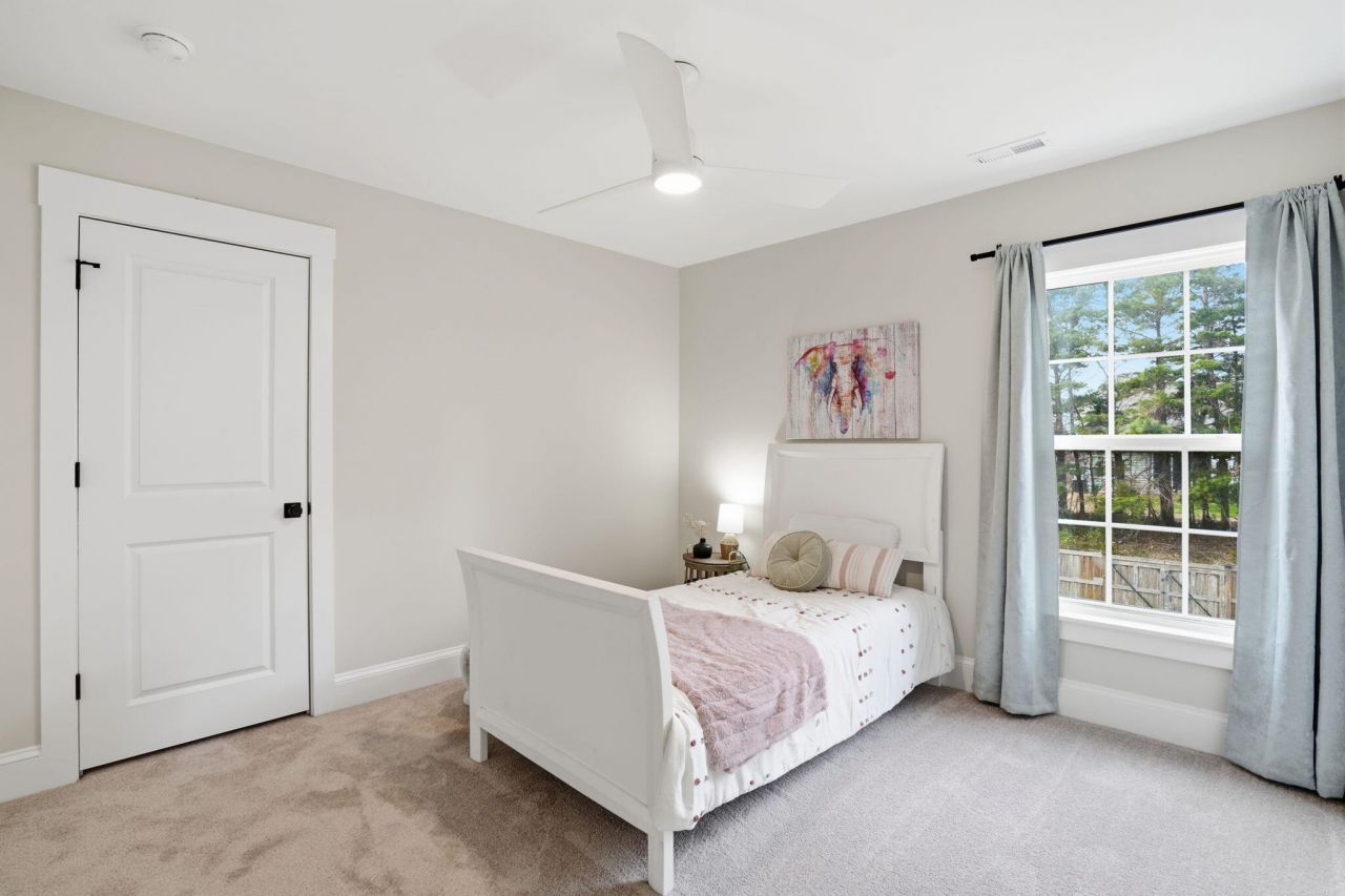 2017 Asher Loop Photo 23