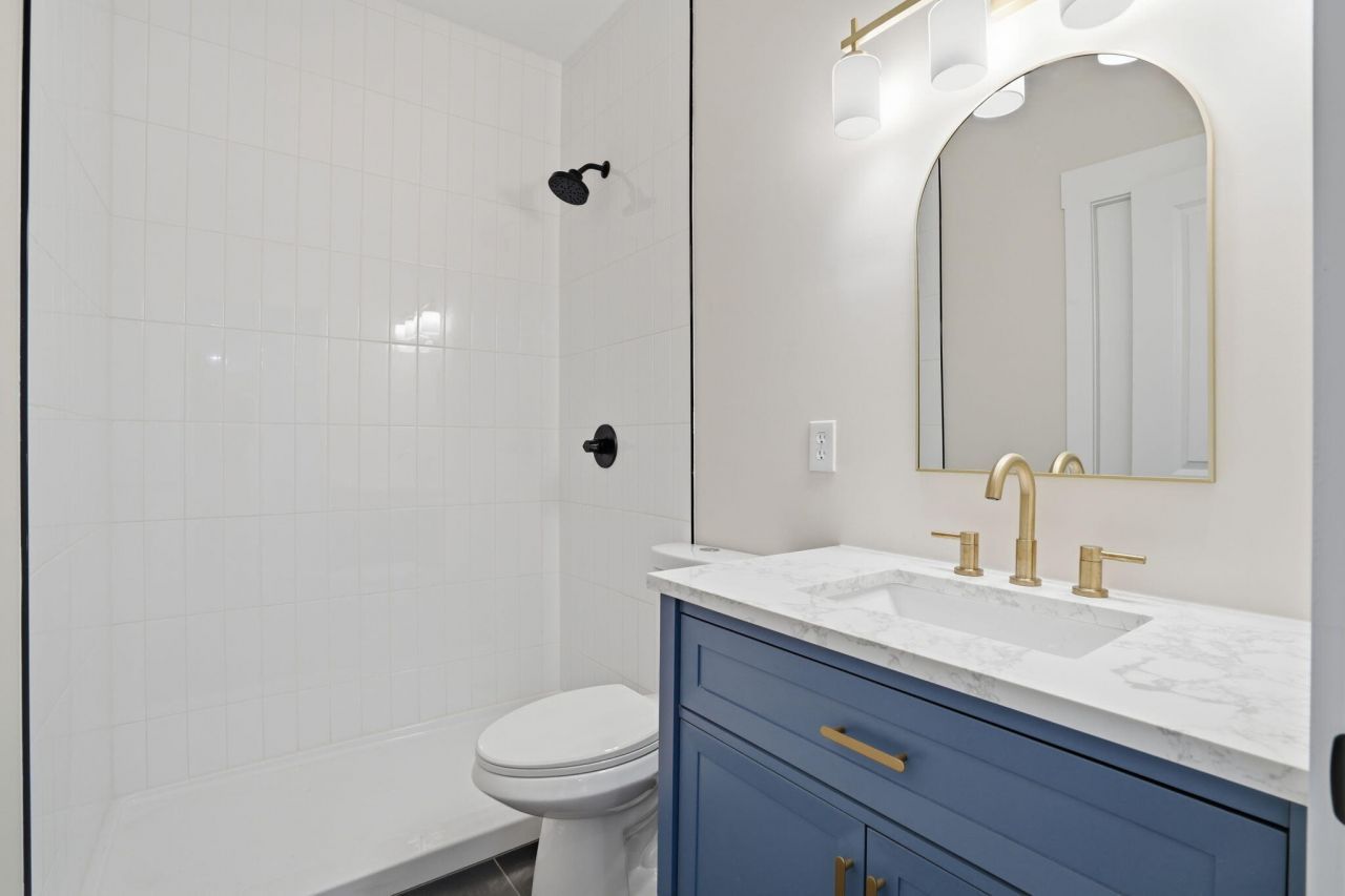 2017 Asher Loop Photo 25