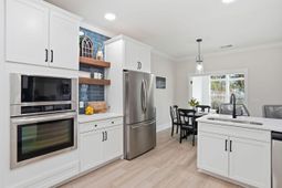 2017 Asher Loop photo 4