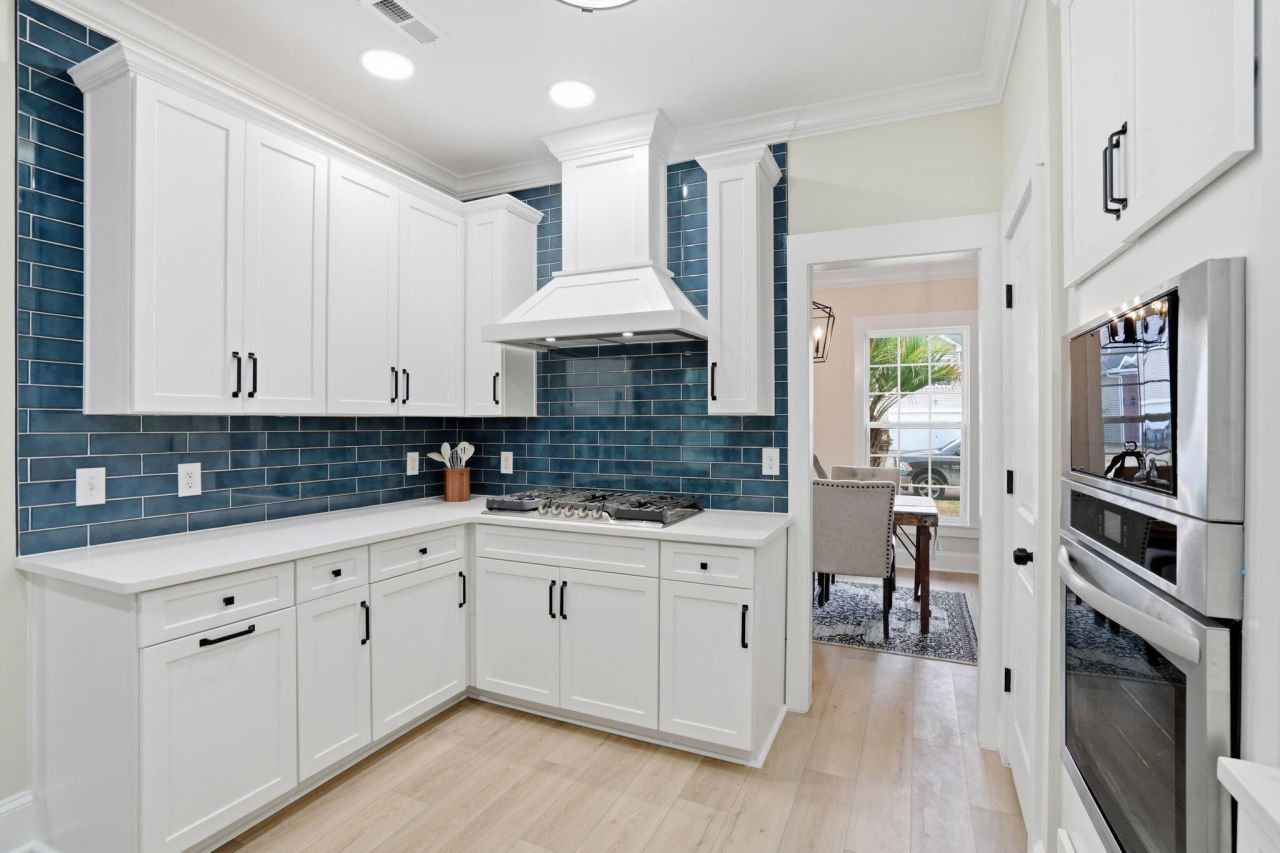 2017 Asher Loop Photo 9