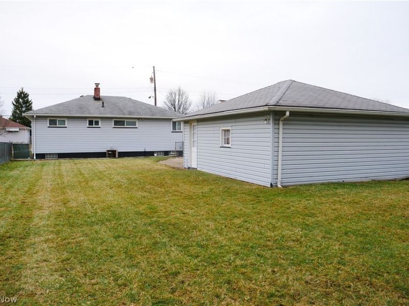 6095 Stark Drive, Brook Park, OH 44142 Photo 37