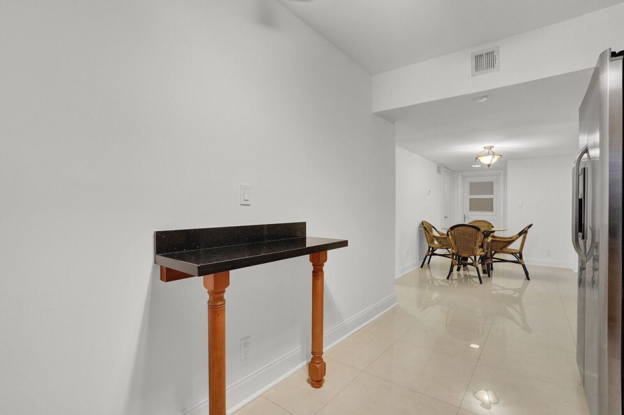 1962 NE 6th Street, Unit 4a, Deerfield Beach, FL 33441 Photo