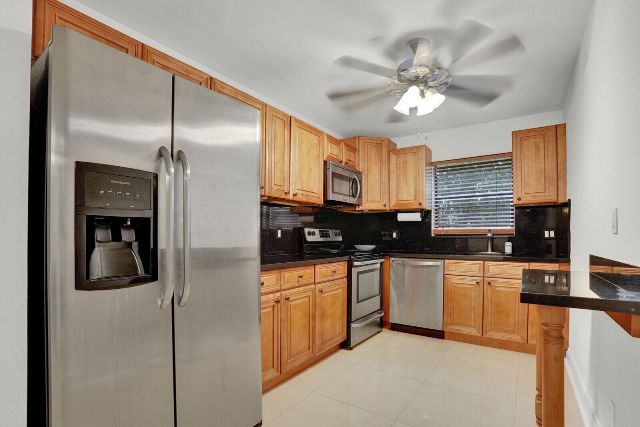 1962 NE 6th Street, Unit 4a, Deerfield Beach, FL 33441 Photo