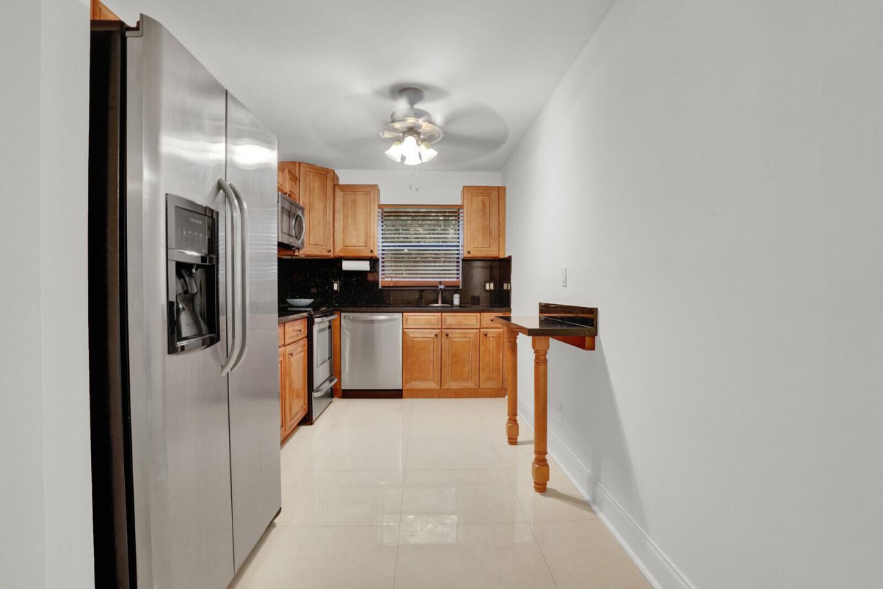 1962 NE 6th Street, Unit 4a, Deerfield Beach, FL 33441 Photo