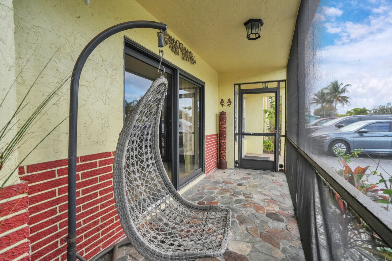 1962 NE 6th Street, Unit 4a, Deerfield Beach, FL 33441 Photo