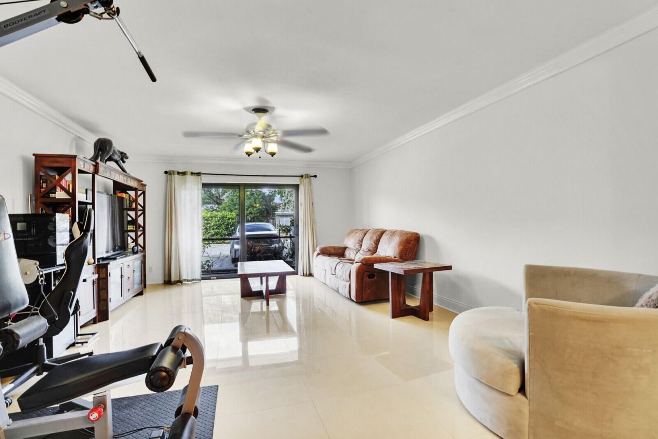 1962 NE 6th Street, Unit 4a, Deerfield Beach, FL 33441 Photo