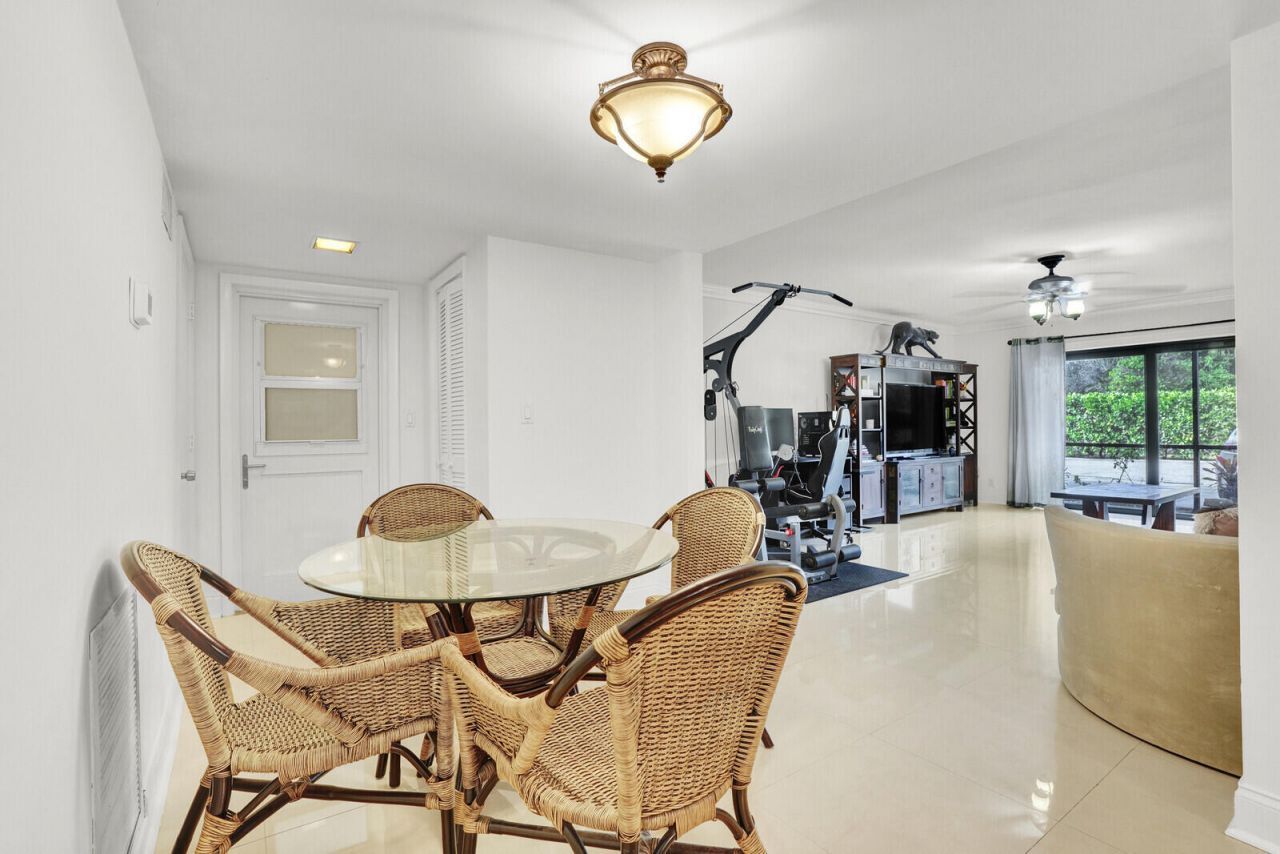 1962 NE 6th Street, Unit 4a, Deerfield Beach, FL 33441 Photo