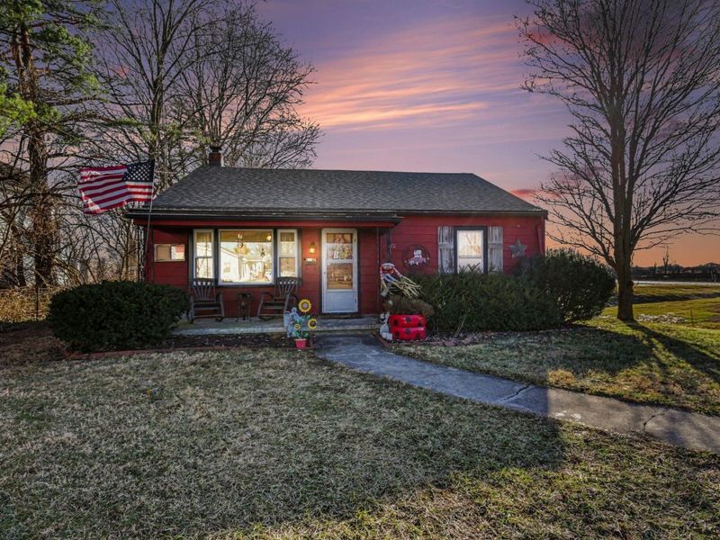 1037 Dayton Avenue NW, Washington Court House, OH 43160 Photo 2