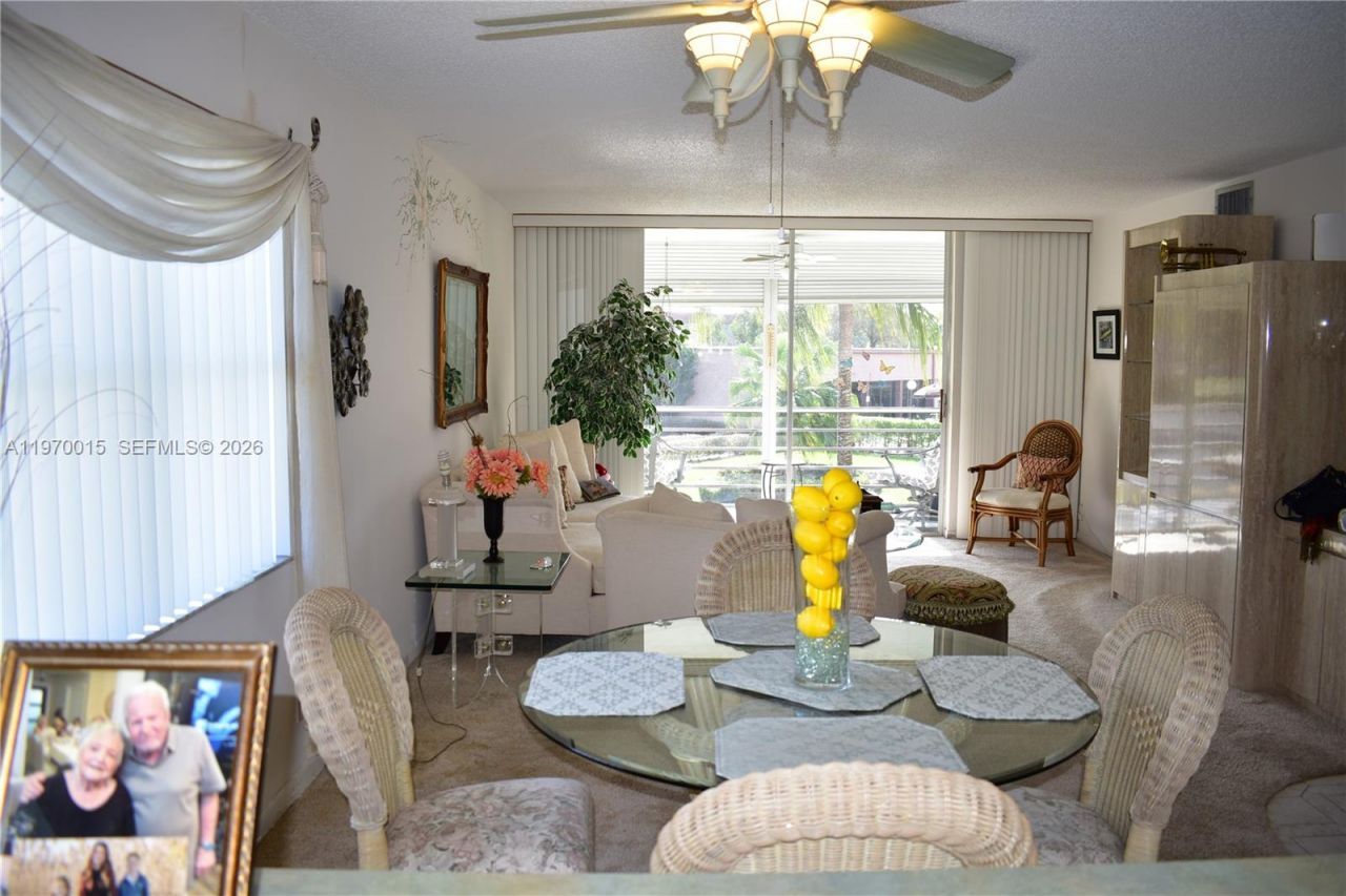 9681 Sunrise Lakes Blvd, Unit 201, Sunrise, FL 33322 Photo