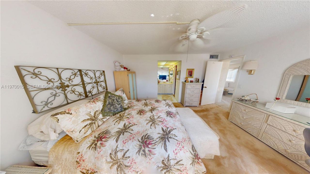 9681 Sunrise Lakes Blvd, Unit 201, Sunrise, FL 33322 Photo