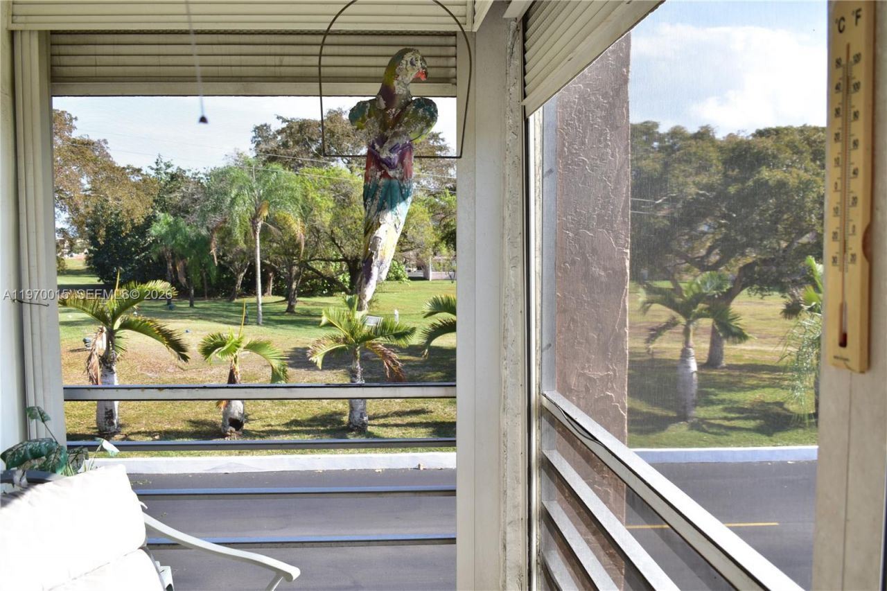 9681 Sunrise Lakes Blvd, Unit 201, Sunrise, FL 33322 Photo