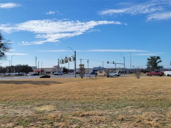 308 Early Boulevard , Early, TX 76802