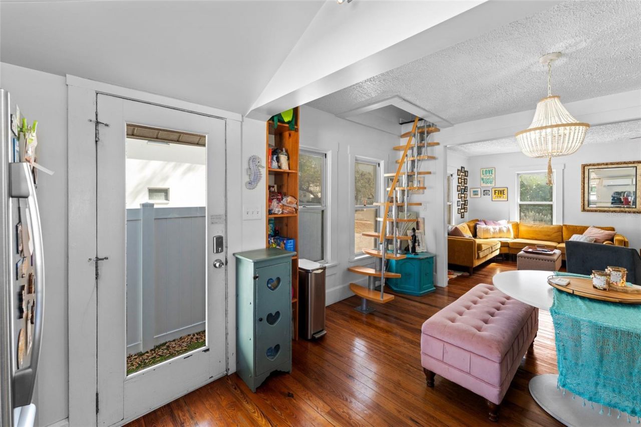 783 30th Avenue N, Saint Petersburg, FL 33704 Photo