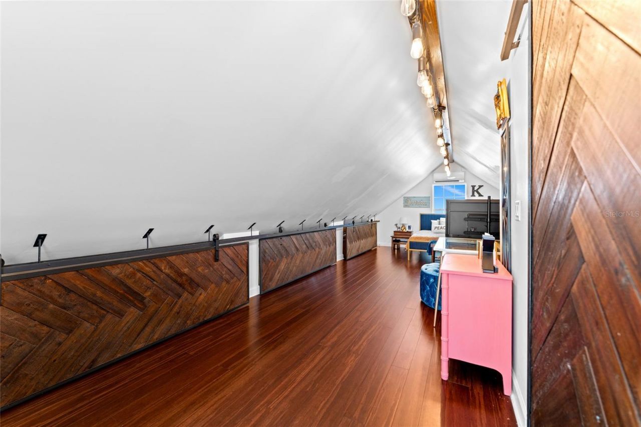 783 30th Avenue N, Saint Petersburg, FL 33704 Photo