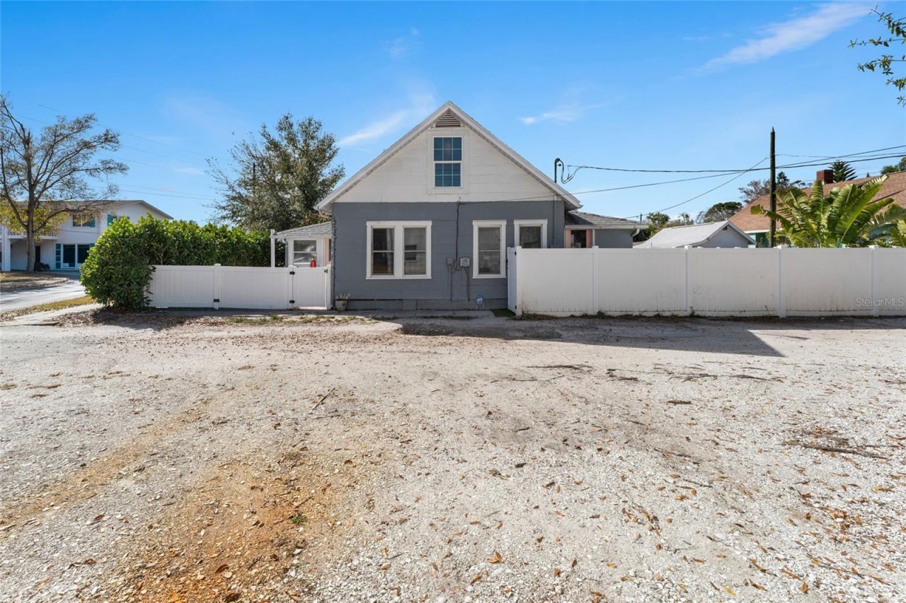 783 30th Avenue N, Saint Petersburg, FL 33704 Photo